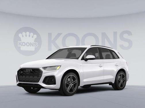 White 2024 Audi Q5 45 S line Premium Plus