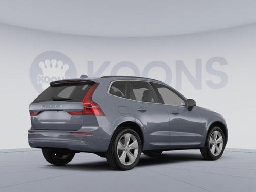 2022 Volvo XC60 B5 Momentum