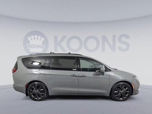 2020 Chrysler Pacifica Touring-L Plus