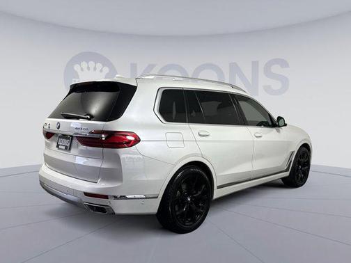 Mineral White Metallic 2019 BMW X7 xDrive40i