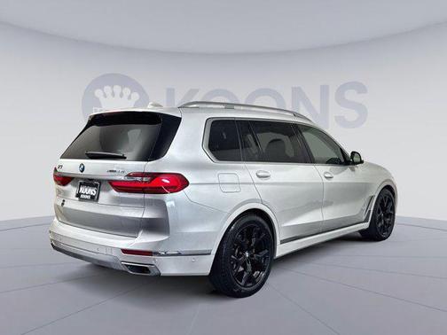 2022 BMW X7 xDrive40i