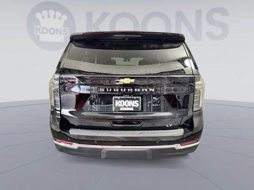 2026 Chevrolet Suburban LT