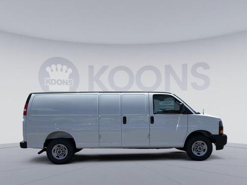 Summit White 2026 GMC Savana 3500 3500 Extended Wheelbase, Work Van, RWD