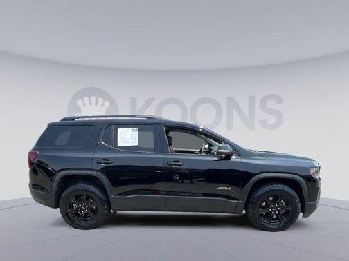 2023 GMC Acadia AWD AT4