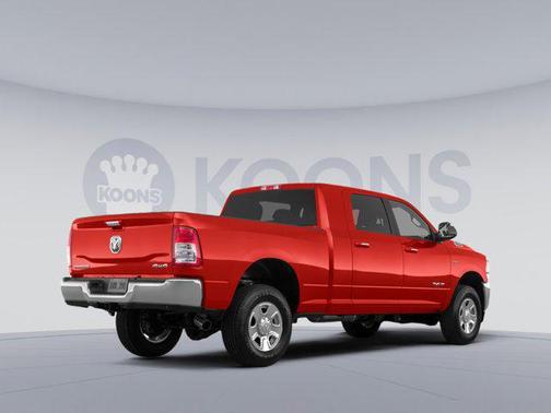 2021 RAM 2500 Big Horn Crew Cab 4x4 6'4' Box