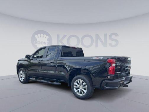 2025 Chevrolet Silverado 1500 Custom