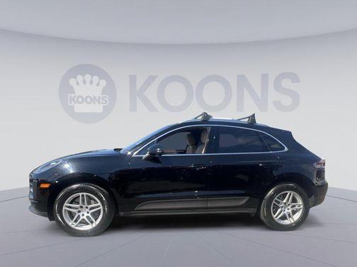 2021 Porsche Macan Base