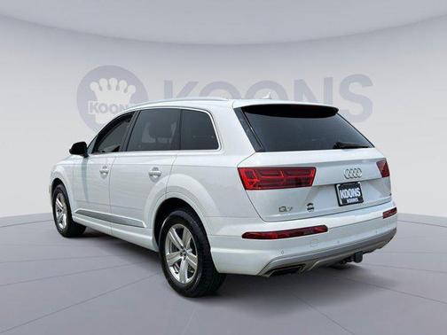2019 Audi Q7 45 Premium Plus