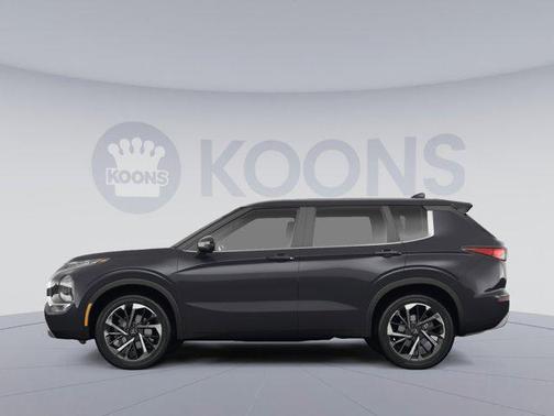 Black 2022 Mitsubishi Outlander SE S-AWC