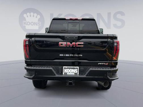 Onyx Black 2026 GMC Sierra 2500 AT4