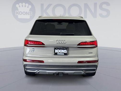 2021 Audi Q7 45 Premium Plus