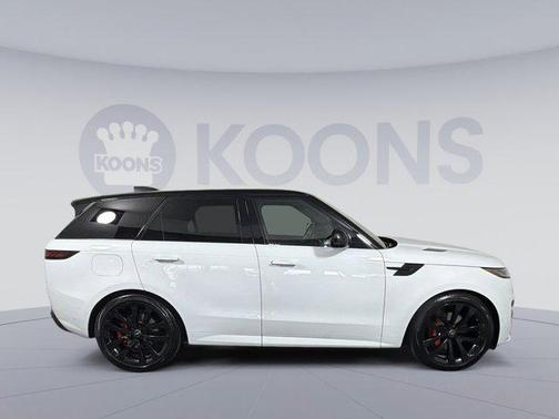 2023 Land Rover Range Rover Sport SE