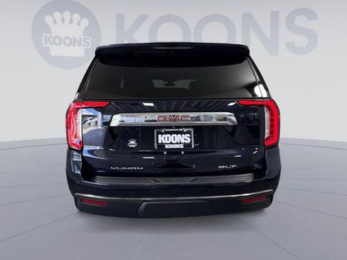 Midnight Blue Metallic 2022 GMC Yukon SLT