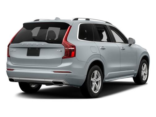 2017 Volvo XC90 T6 Momentum