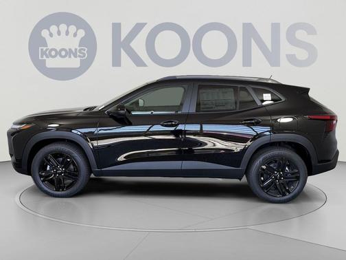 Mosaic Black Metallic 2026 Chevrolet Trax FWD ACTIV