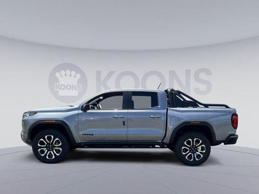 2025 GMC Canyon Base