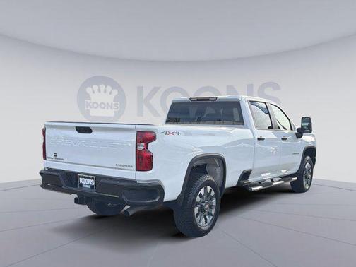 2023 Chevrolet Silverado 2500 Custom