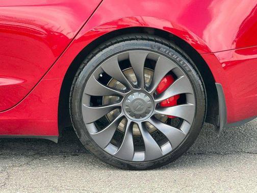 2021 Tesla Model 3 Performance