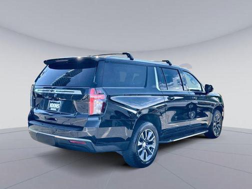 Black 2021 Chevrolet Suburban LT