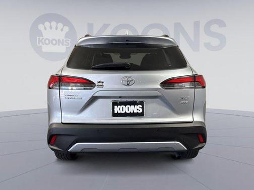 2024 Toyota Corolla Cross XLE