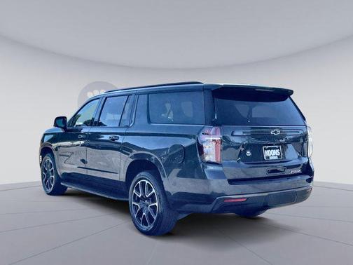 2022 Chevrolet Suburban RST