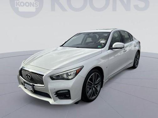 2015 INFINITI Q50 Sport