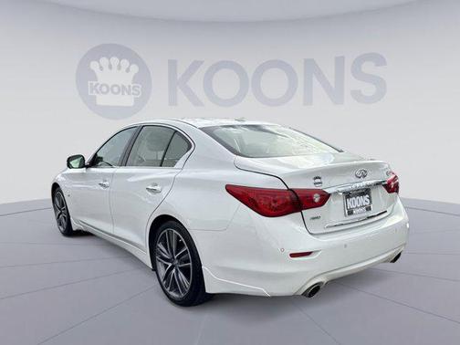 2015 INFINITI Q50 Sport