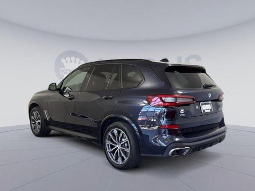 2021 BMW X5 M50i