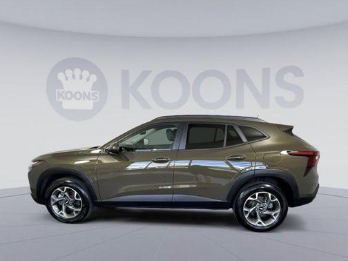 Harvest Bronze Metallic 2024 Chevrolet Trax LT