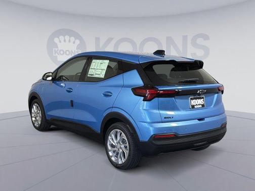Marina Blue Metallic 2027 Chevrolet Bolt LT FWD