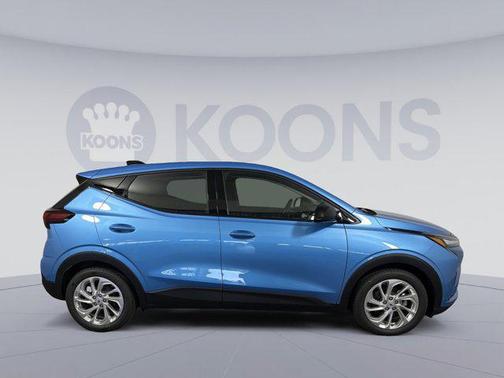 Marina Blue Metallic 2027 Chevrolet Bolt LT FWD