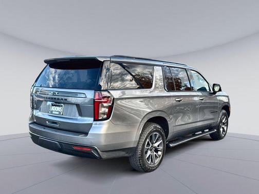 2021 Chevrolet Suburban 4WD Z71