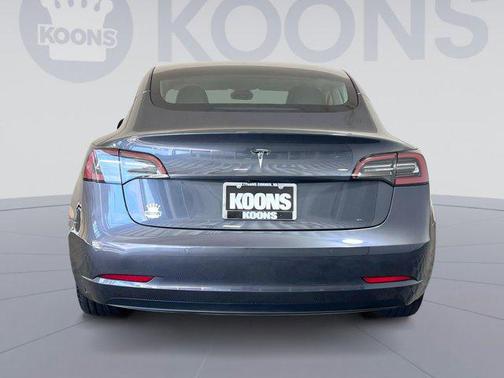 2019 Tesla Model 3 Mid Range