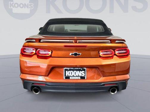 2022 Chevrolet Camaro RWD Convertible LT1