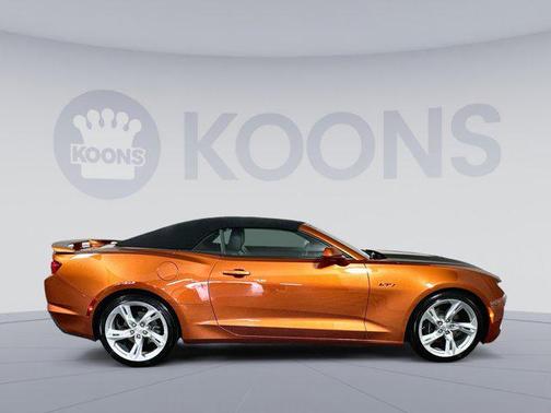 2022 Chevrolet Camaro RWD Convertible LT1