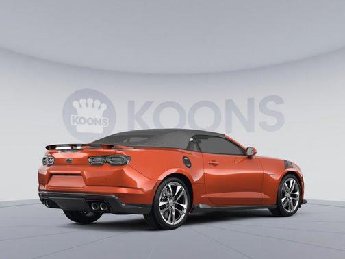 2022 Chevrolet Camaro RWD Convertible LT1