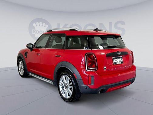 Chili Red 2022 MINI Countryman Cooper