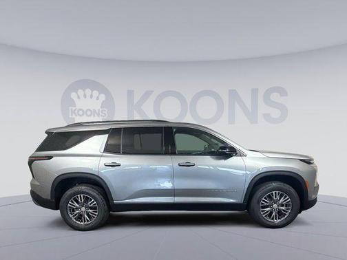 Sterling Gray Metallic 2026 Chevrolet Traverse LT