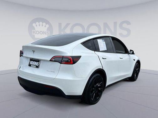 2021 Tesla Model Y Long Range Dual Motor All-Wheel Drive
