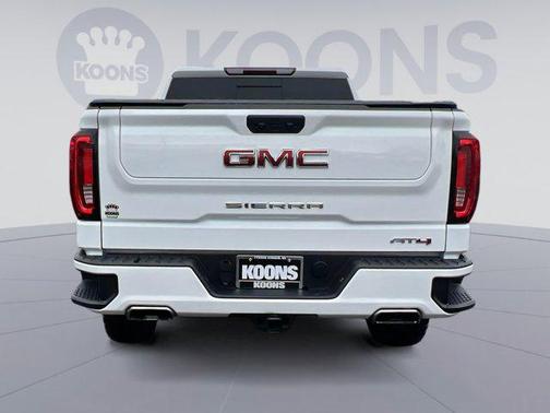 2022 GMC Sierra 1500 AT4