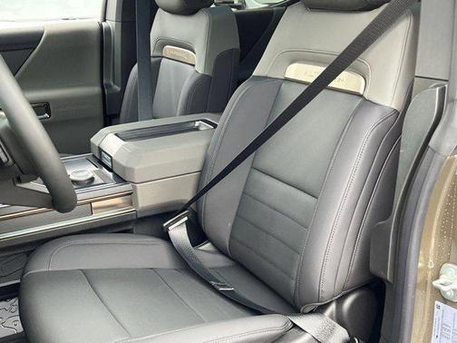 2025 GMC HUMMER EV SUV 2X