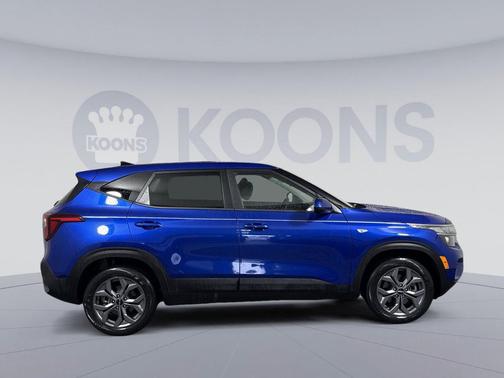 Neptune Blue 2024 Kia Seltos LX