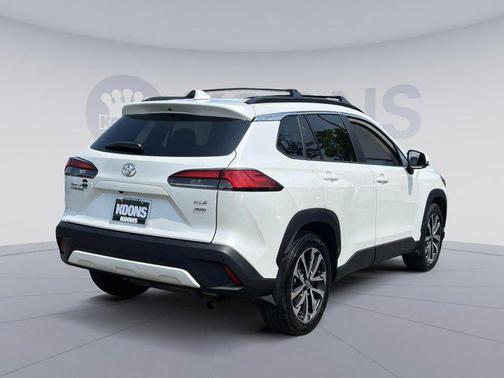 2022 Toyota Corolla Cross XLE