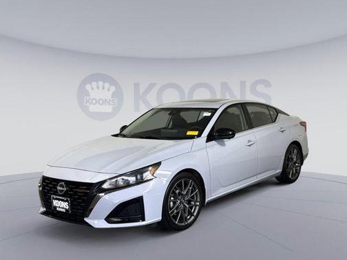 2023 Nissan Altima SR VC-Turbo FWD