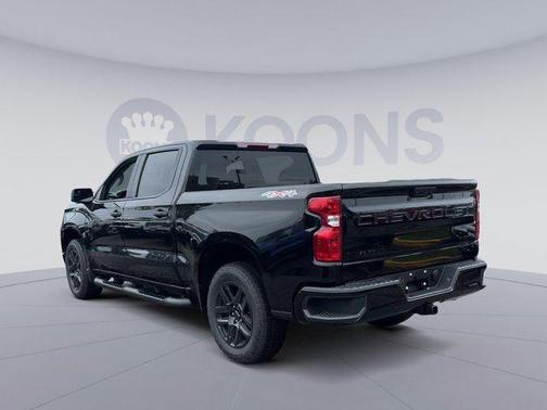 2025 Chevrolet Silverado 1500 Custom