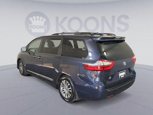 2018 Toyota Sienna XLE Premium