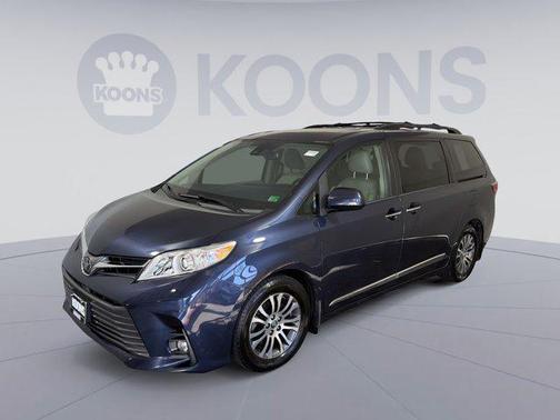 2018 Toyota Sienna XLE Premium