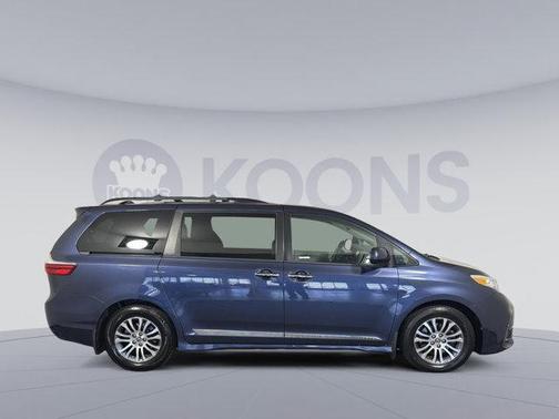 2018 Toyota Sienna XLE Premium