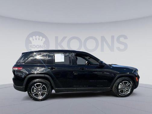 2022 Jeep Grand Cherokee 4xe Trailhawk