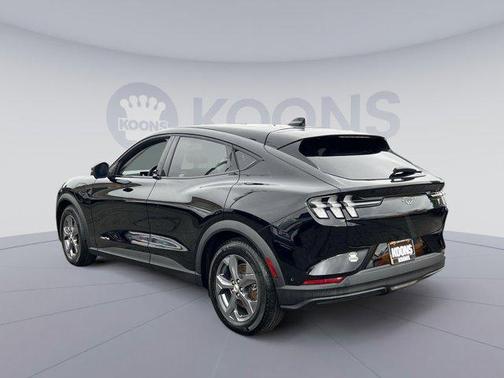 2023 Ford Mustang Mach-E Select